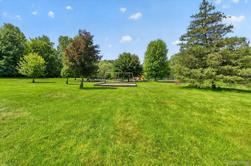 31136 Carriage Hill Court Farmington Hills City MI 48331