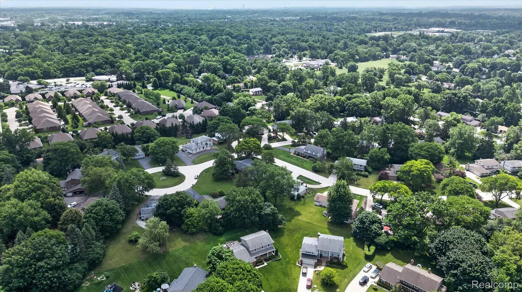 31136 Carriage Hill Court Farmington Hills City MI 48331