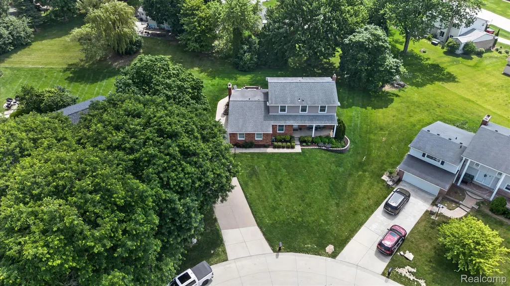 31136 Carriage Hill Court Farmington Hills City MI 48331