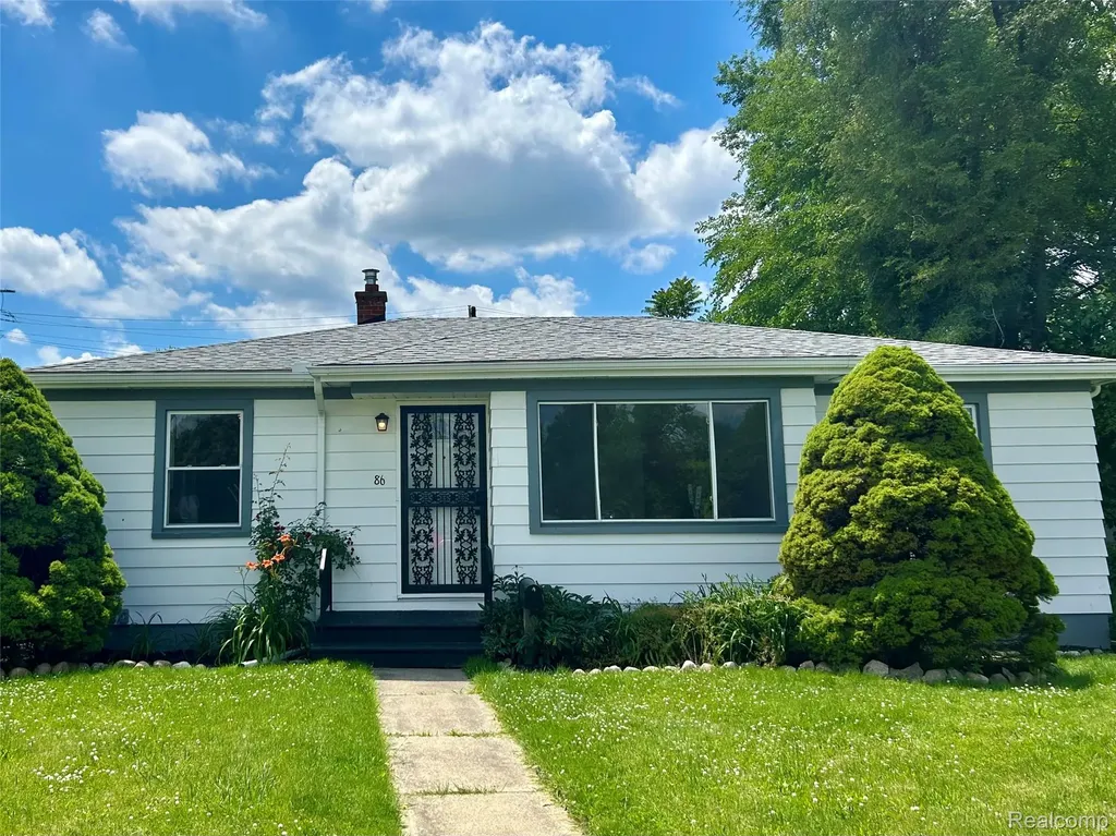 86 E Columbia Avenue Pontiac City MI 48340