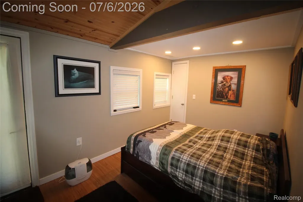11144 Beryl Drive White Lake Charter Township MI 48386