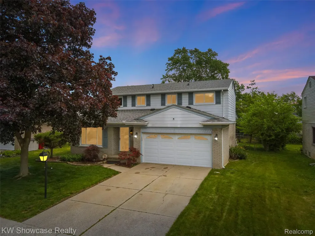 27390 Everett Street Southfield City MI 48076