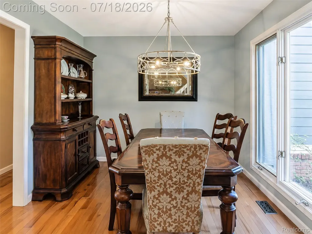 2545 Cedar Key Drive Lake Orion Village MI 48360