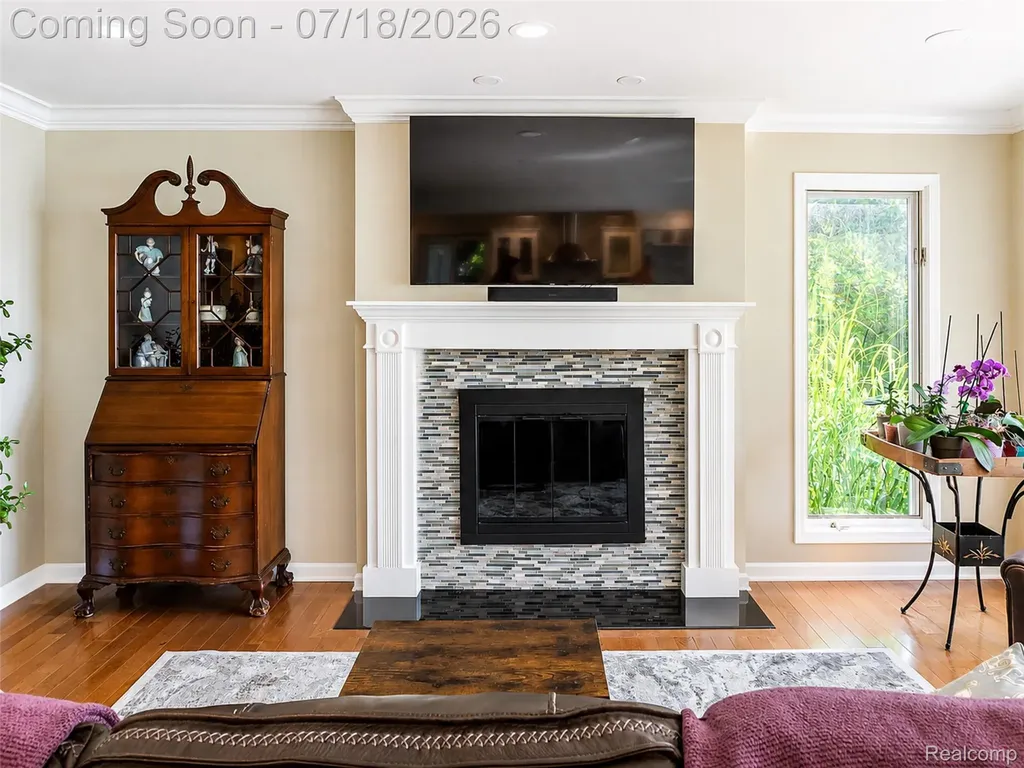 2545 Cedar Key Drive Lake Orion Village MI 48360