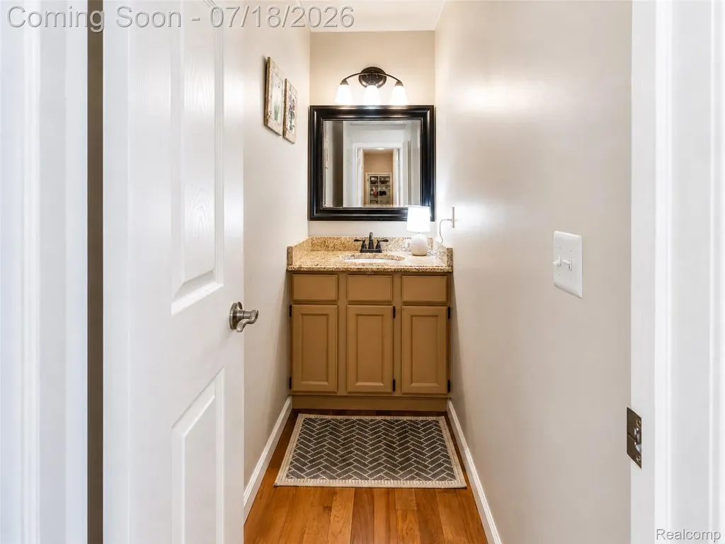 2545 Cedar Key Drive Lake Orion Village MI 48360