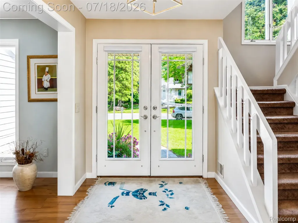 2545 Cedar Key Drive Lake Orion Village MI 48360