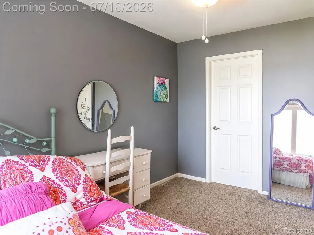 2545 Cedar Key Drive Lake Orion Village MI 48360