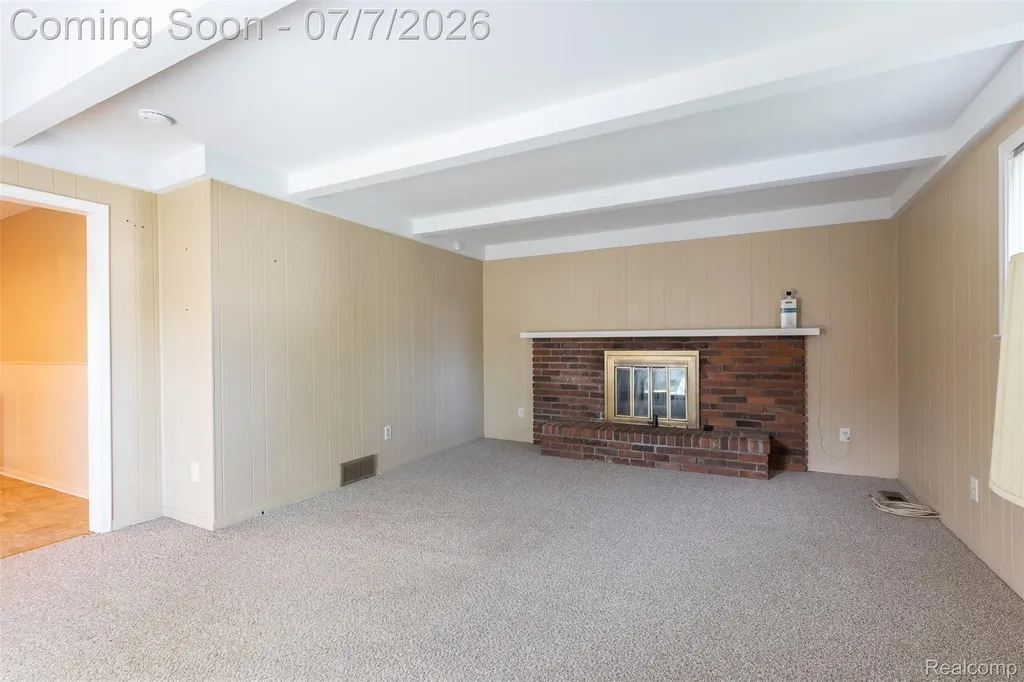 27268 Wagner Drive Warren City MI 48093