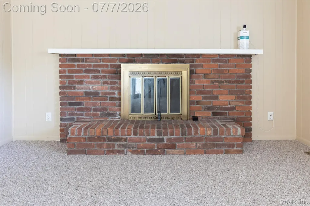 27268 Wagner Drive Warren City MI 48093