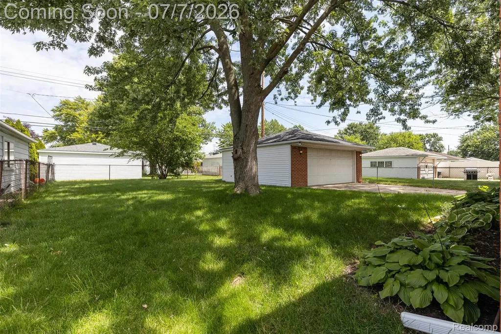 27268 Wagner Drive Warren City MI 48093