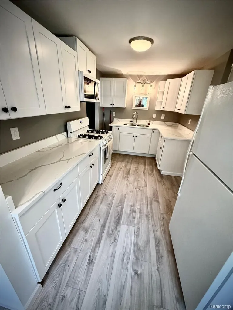 50730 Fairchild Road Chesterfield Township MI 48051