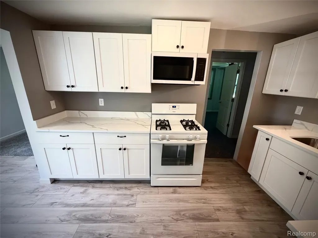 50730 Fairchild Road Chesterfield Township MI 48051