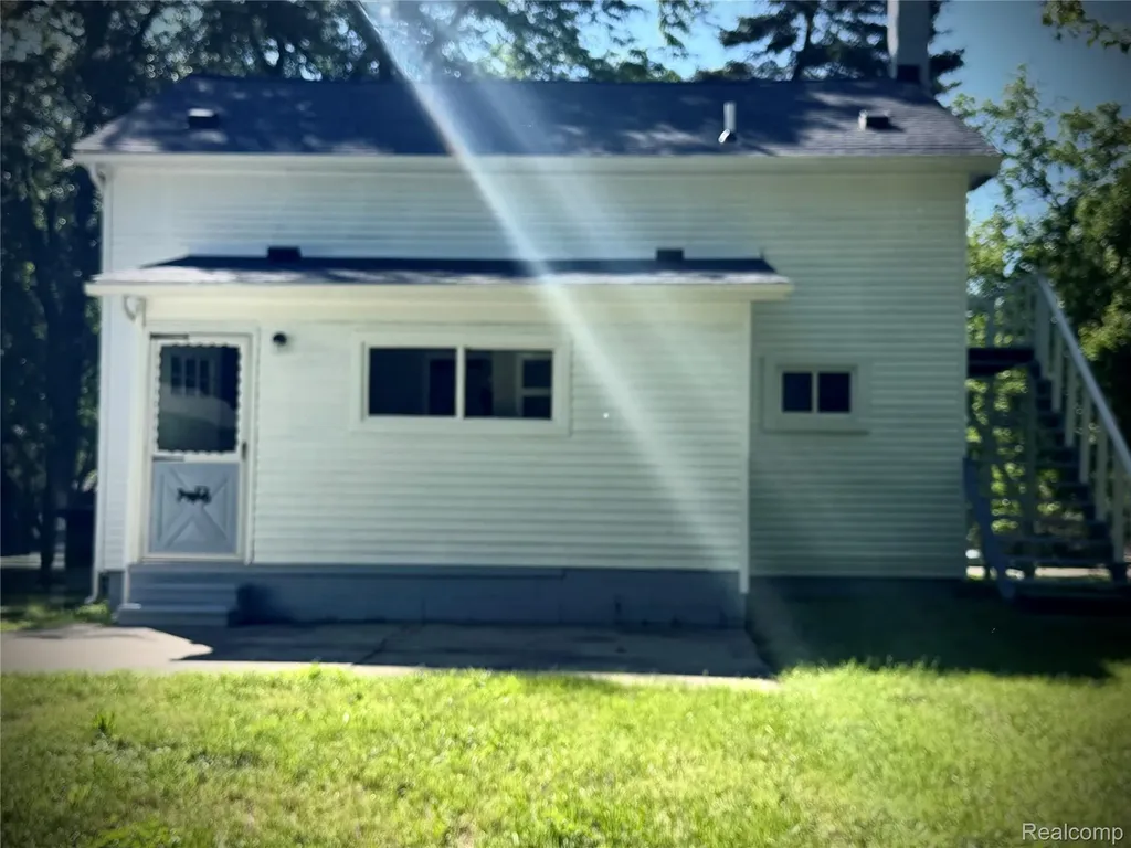 50730 Fairchild Road Chesterfield Township MI 48051