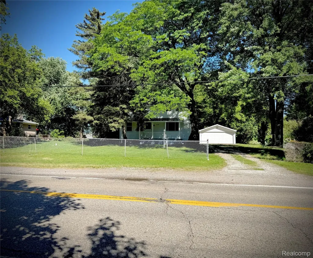50730 Fairchild Road Chesterfield Township MI 48051
