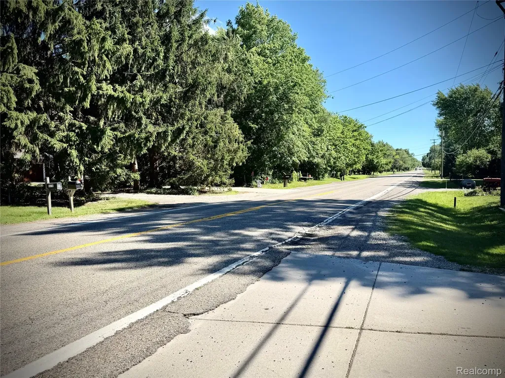 50730 Fairchild Road Chesterfield Township MI 48051