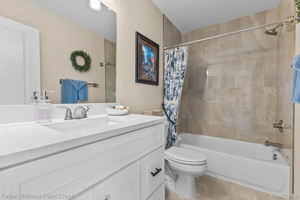 19376 Ryan Drive Macomb Township MI 48042
