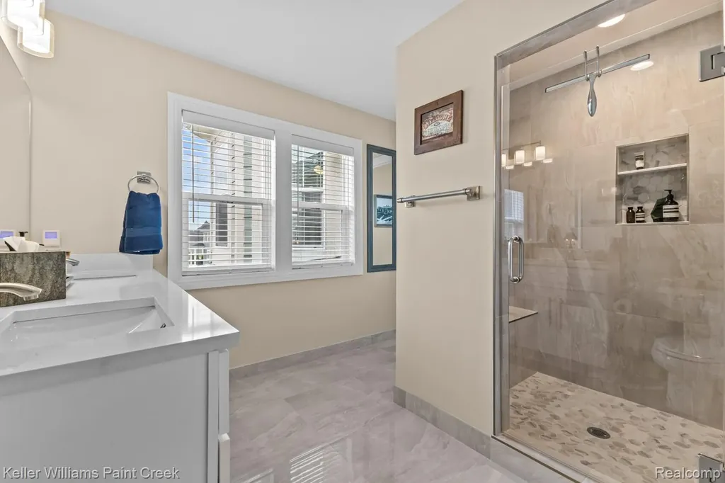19376 Ryan Drive Macomb Township MI 48042