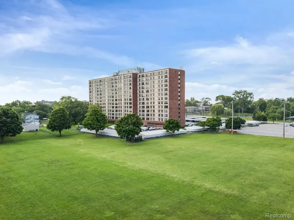 21800 Morley Avenue Dearborn City MI 48124