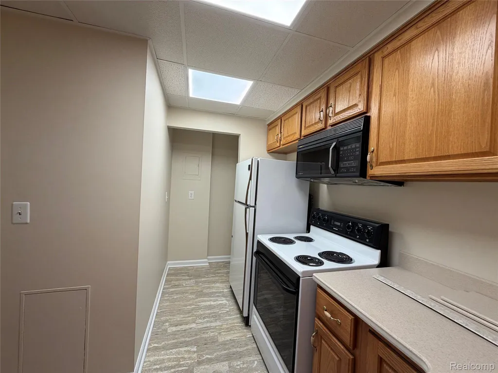 21800 Morley Avenue Dearborn City MI 48124