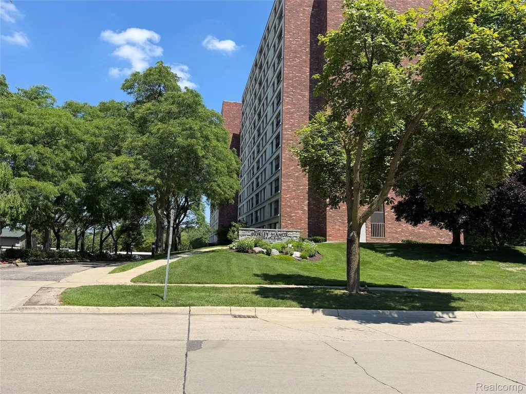 21800 Morley Avenue Dearborn City MI 48124