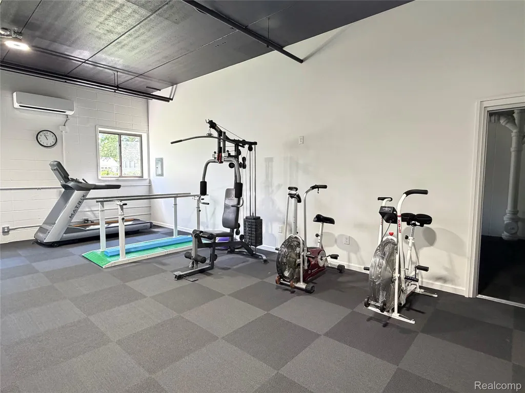 21800 Morley Avenue Dearborn City MI 48124
