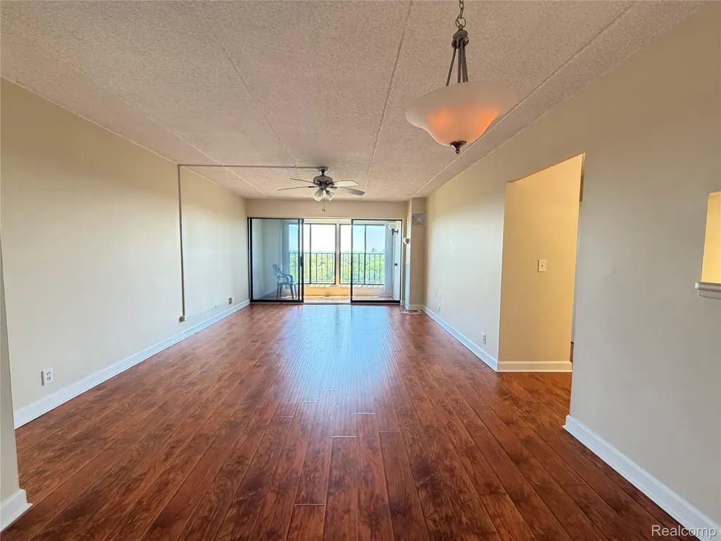 21800 Morley Avenue Dearborn City MI 48124