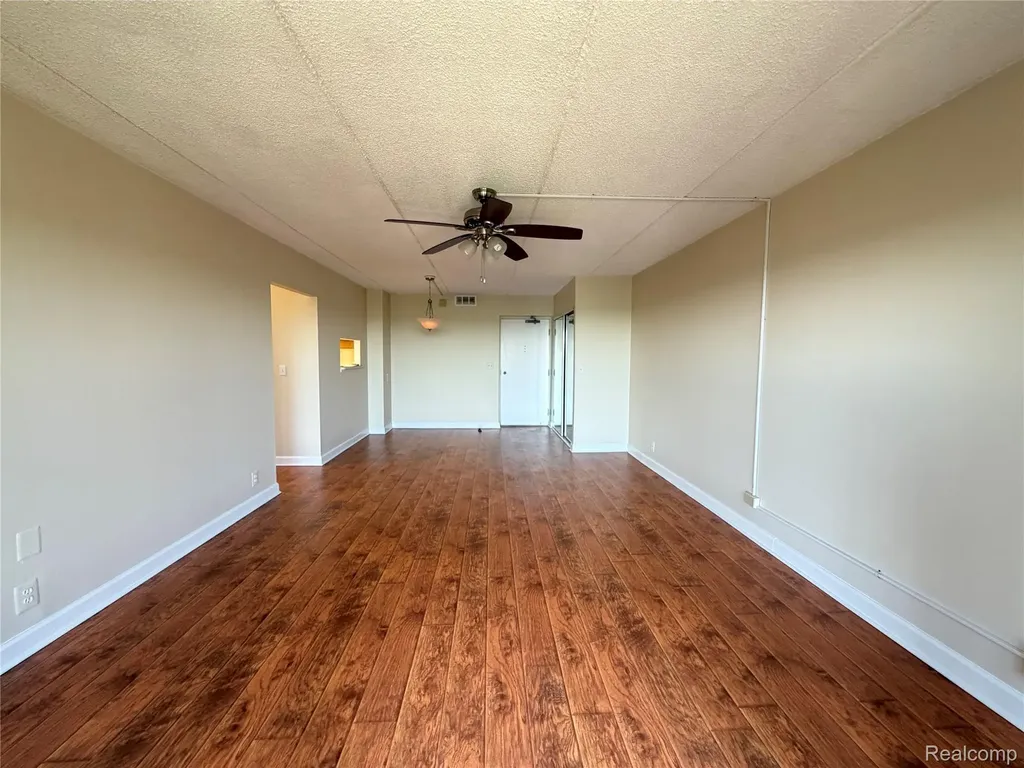 21800 Morley Avenue Dearborn City MI 48124