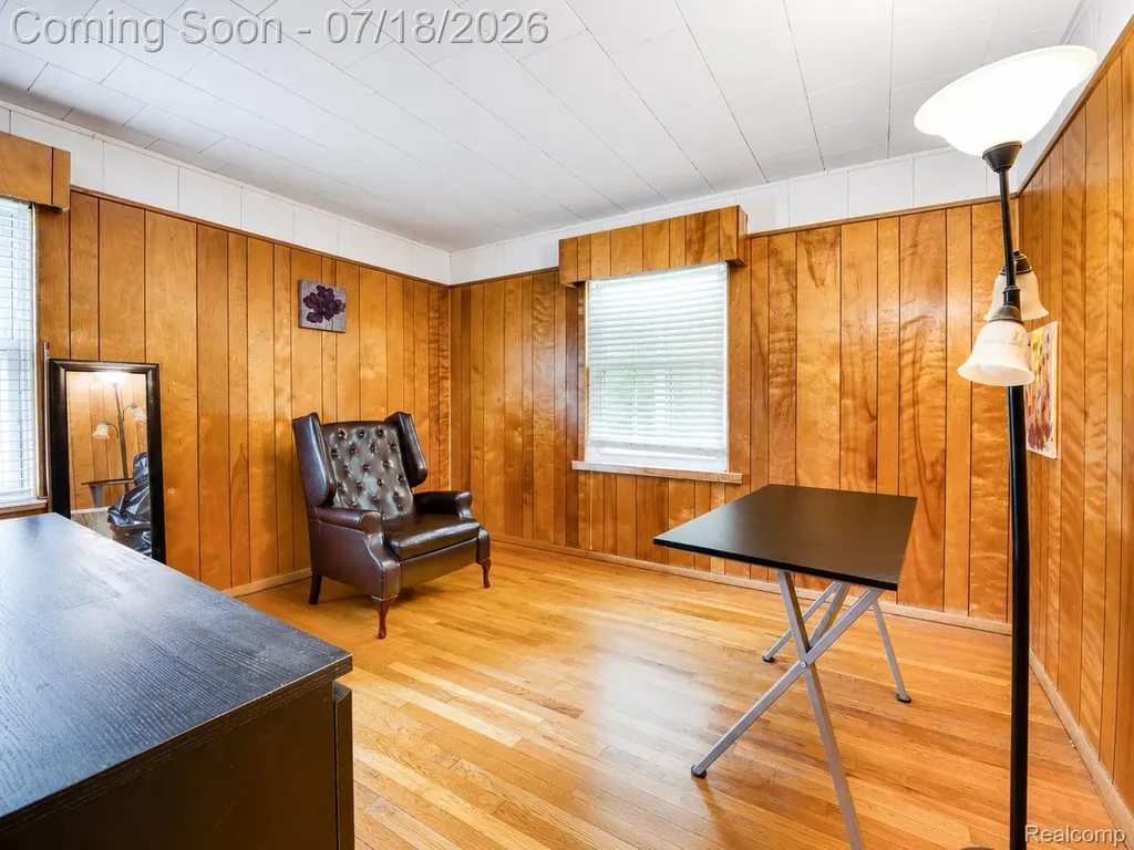 19664 Brady Redford Charter Township MI 48240