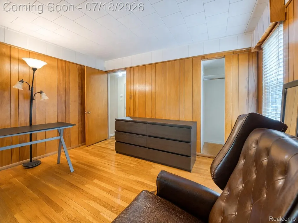 19664 Brady Redford Charter Township MI 48240