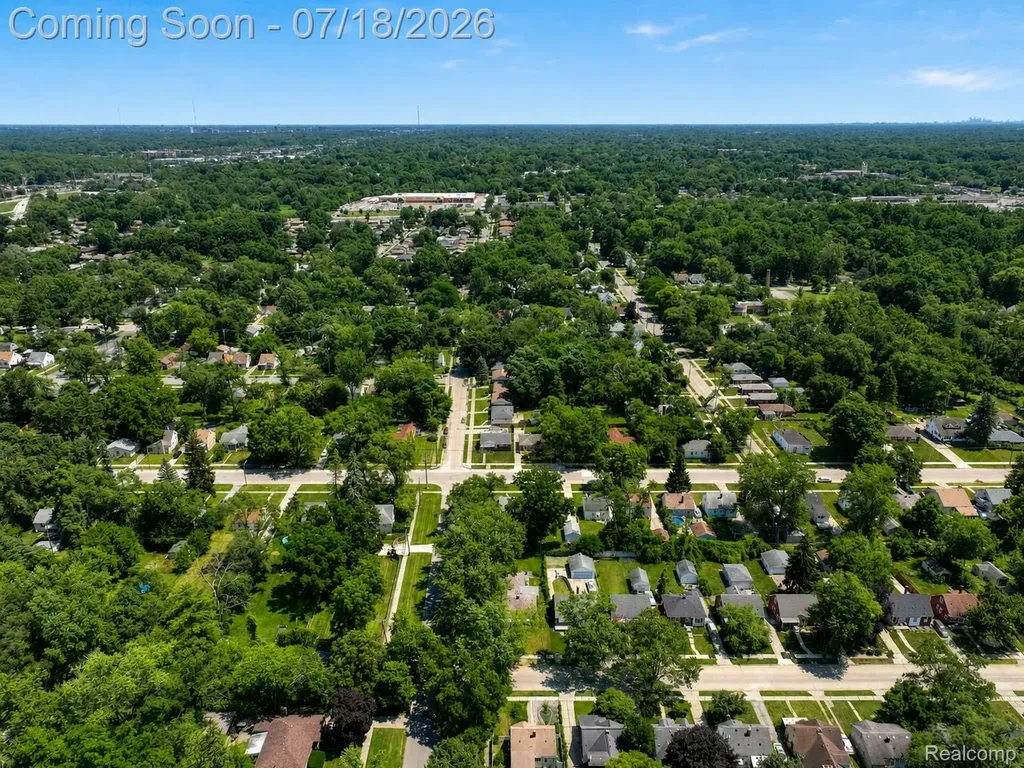 19664 Brady Redford Charter Township MI 48240