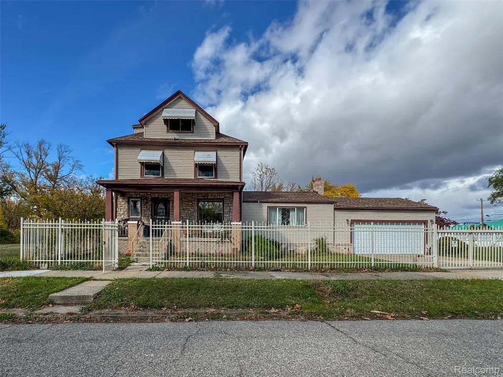 991 E Euclid Street Detroit City MI 48211