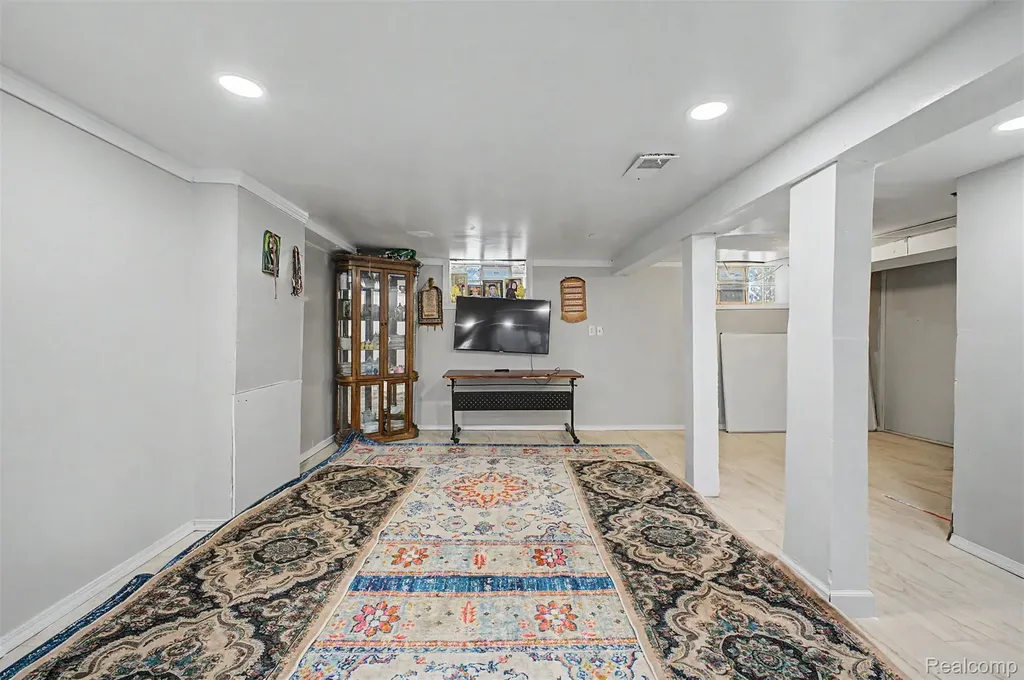 5410 Ternes Street Dearborn City MI 48126