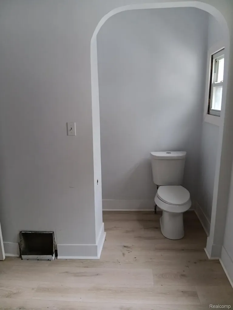414 S Oakley Street Saginaw City MI 48602