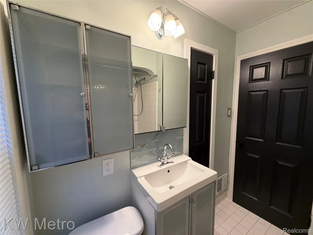 1515 Wyandotte Avenue Royal Oak City MI 48067