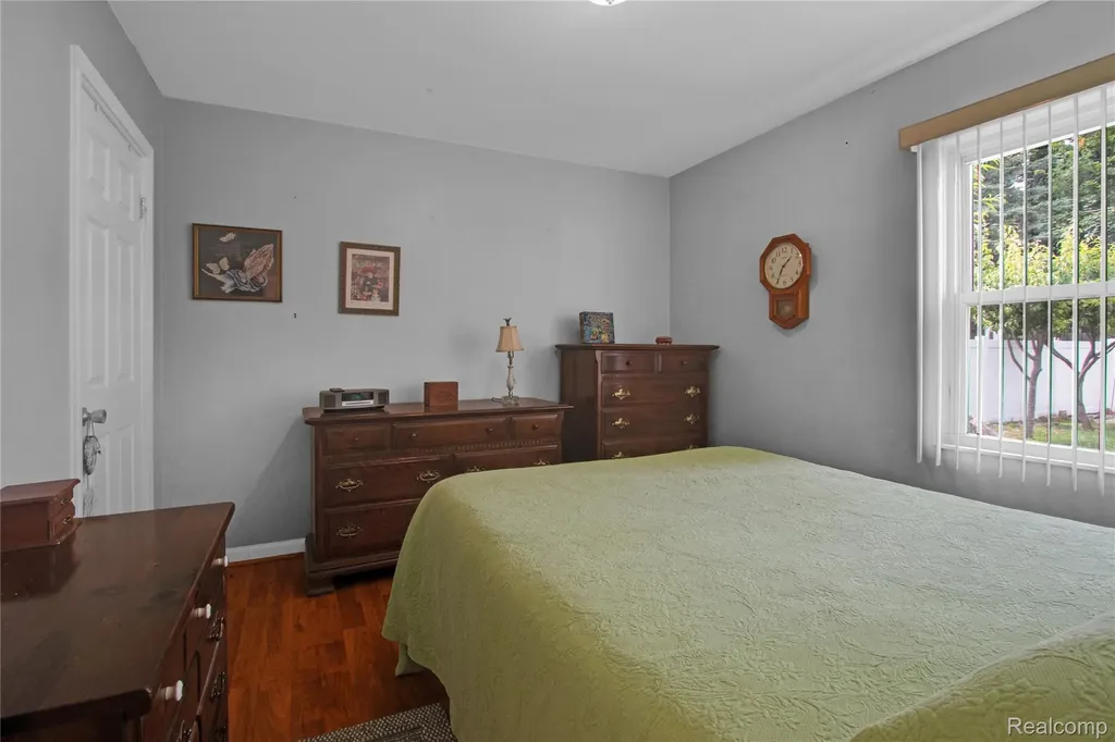 16899 Beech Daly Road Redford Charter Township MI 48240