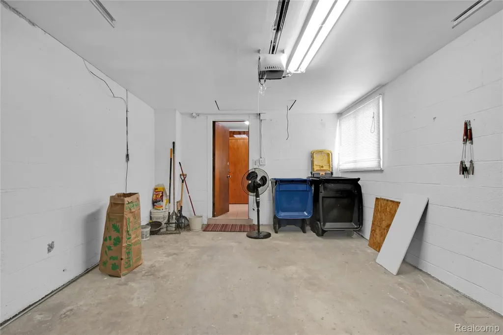 16899 Beech Daly Road Redford Charter Township MI 48240