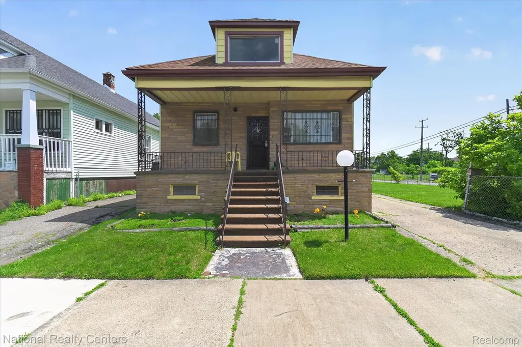 13814 Newbern Street Detroit City MI 48212