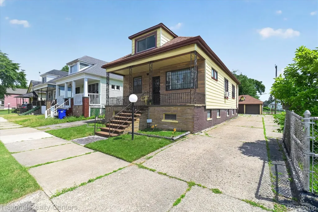 13814 Newbern Street Detroit City MI 48212