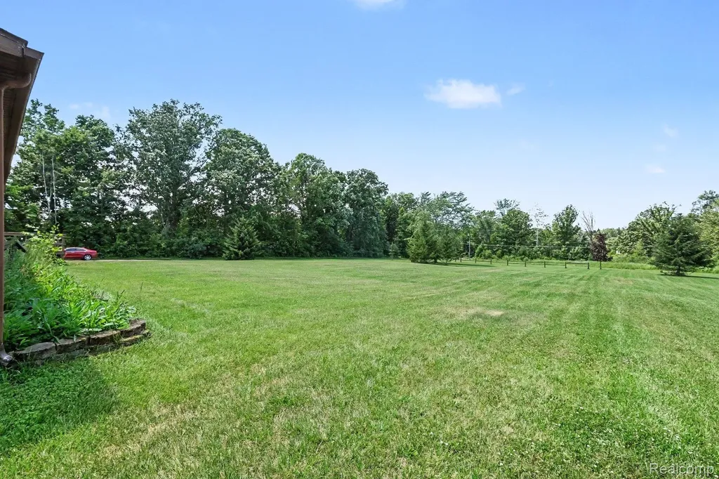 4242 Skelton Road Deerfield Township MI 48421