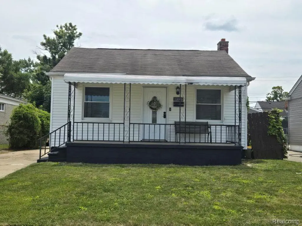 13009 Castle Street Southgate City MI 48195