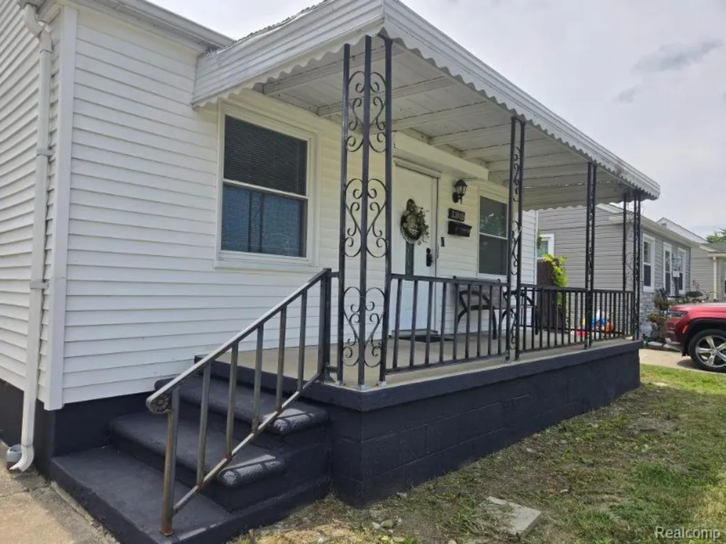 13009 Castle Street Southgate City MI 48195