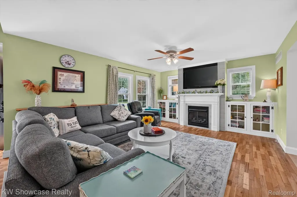 215 S Houghton Street Milford Village MI 48381