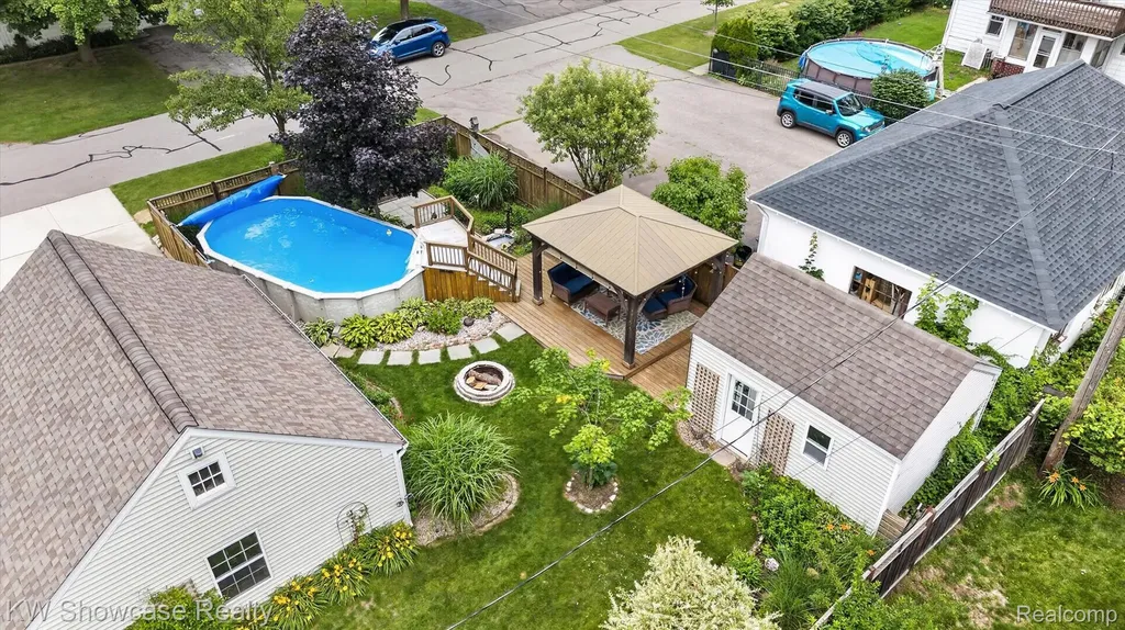215 S Houghton Street Milford Village MI 48381
