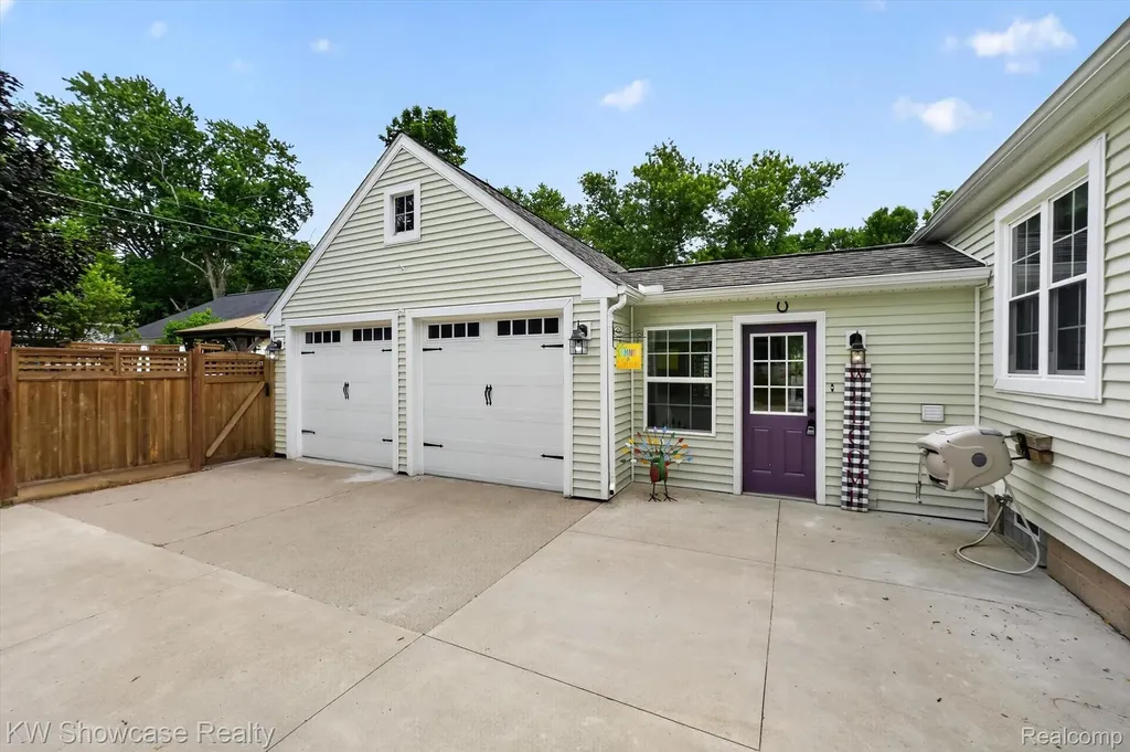 215 S Houghton Street Milford Village MI 48381