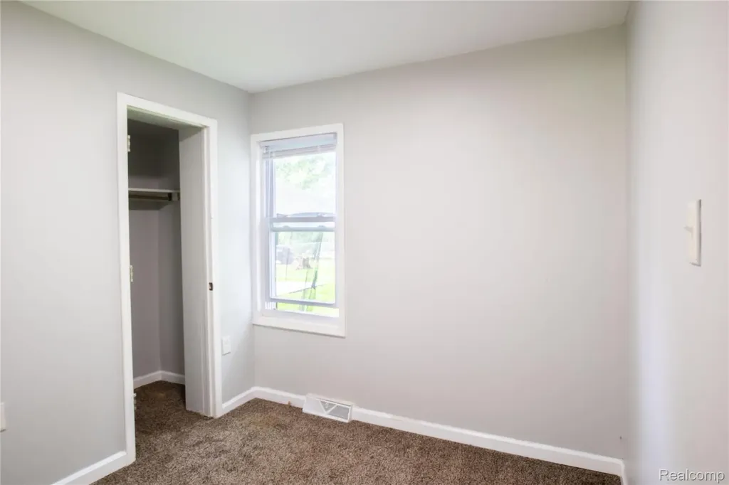 39751 Sylvia Street Harrison Charter Township MI 48045