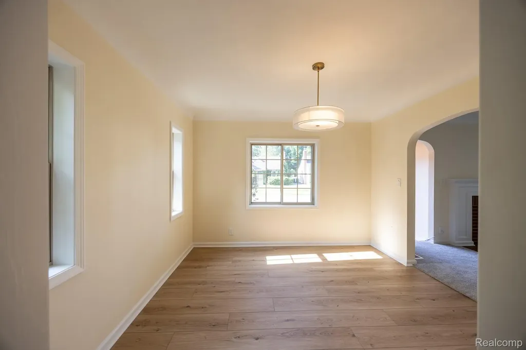 2019 Glendale Avenue Flint City MI 48503