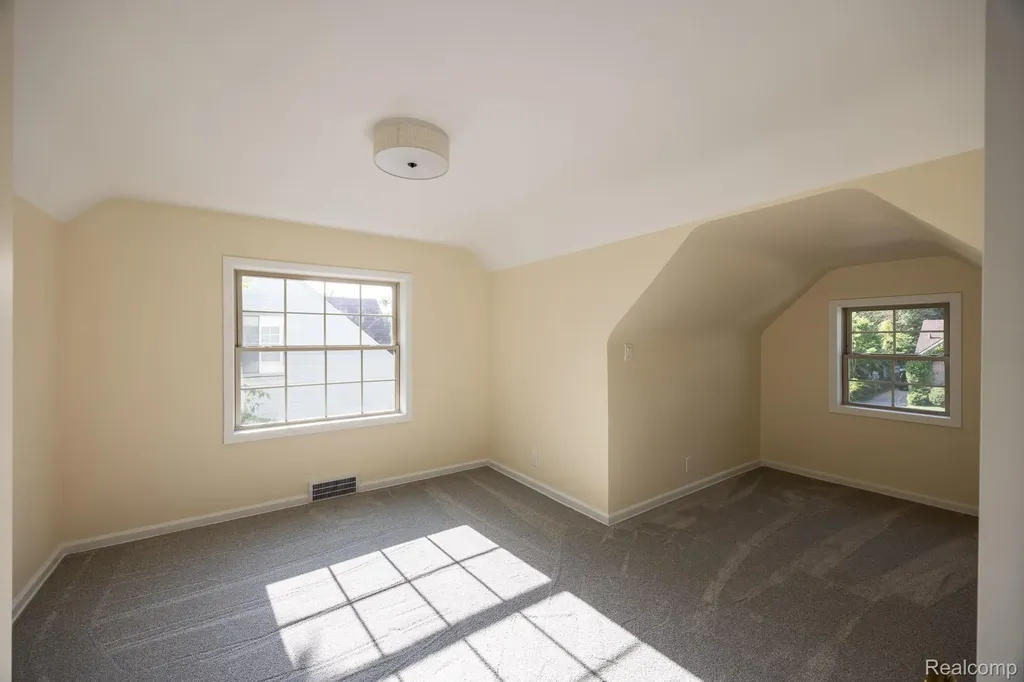 2019 Glendale Avenue Flint City MI 48503