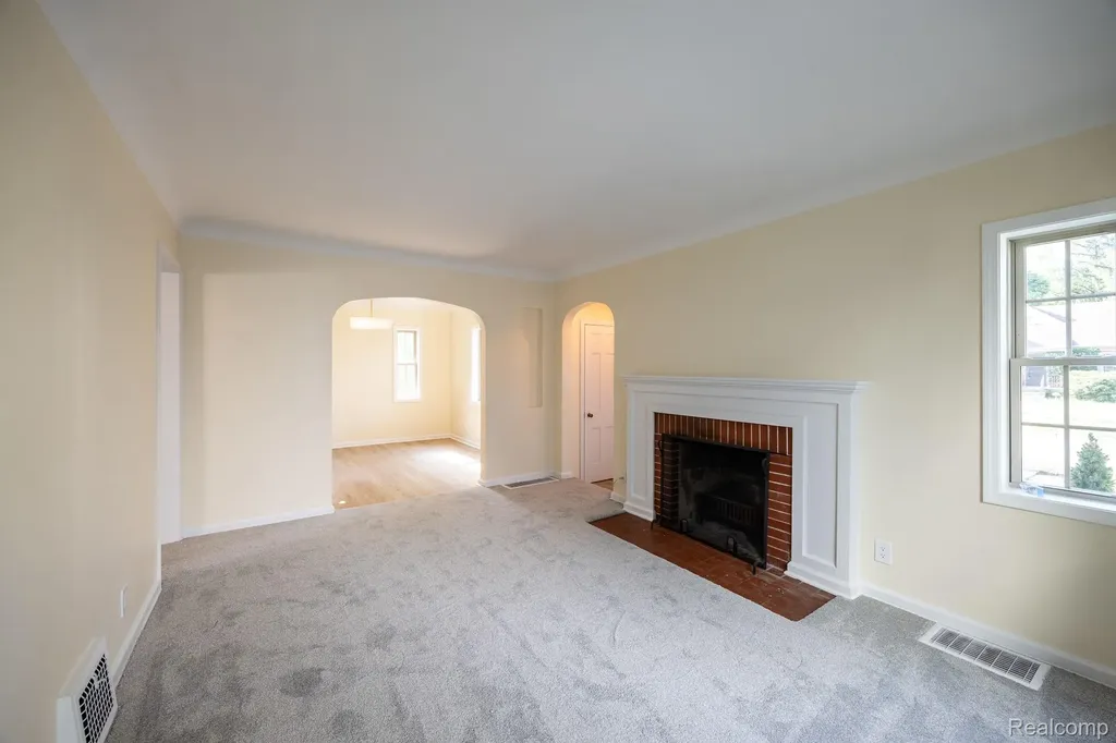 2019 Glendale Avenue Flint City MI 48503