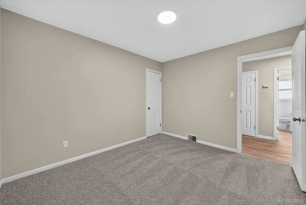 1044 Magnolia Drive Inkster City MI 48141