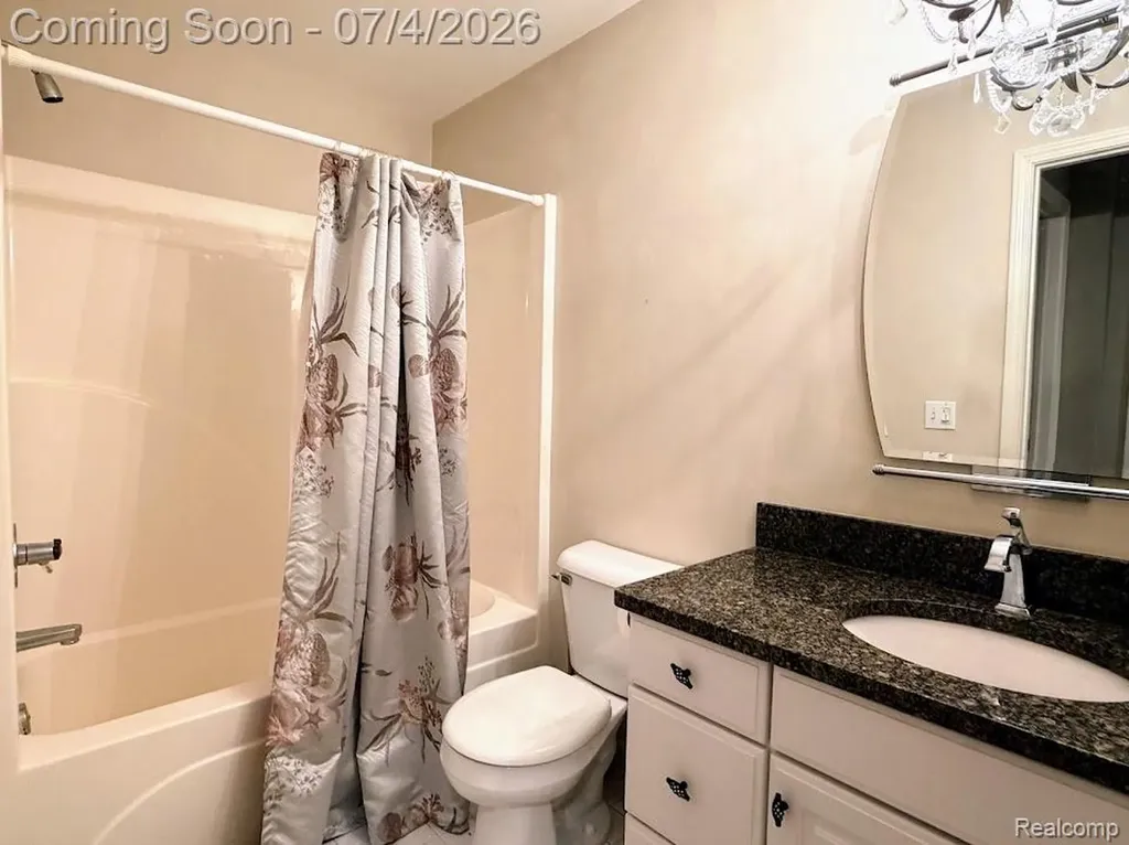10928 Sunny Ridge Court Hamburg Township MI 48169